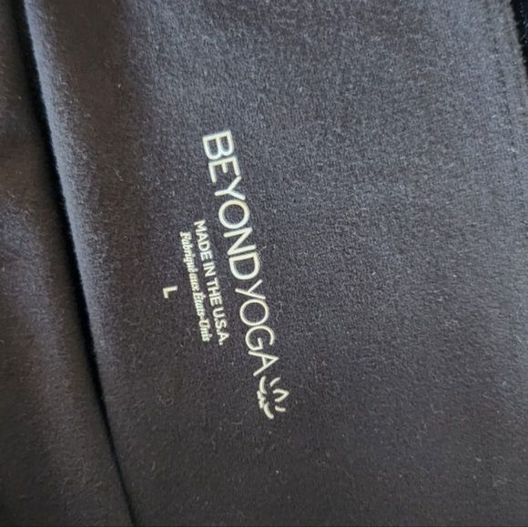 Beyond Yoga Velvet Leggings - Picture 6 of 8